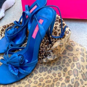 Shoe cute Betsy Johnson heel